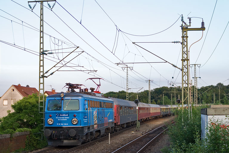 1042 520 mit DPE 37892 bei km 16,8 (Juni 2010)
