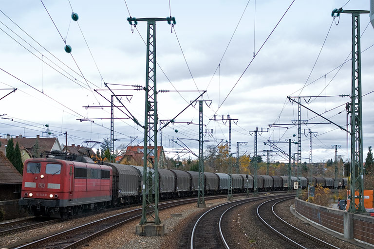 151 146 mit CS 49225 bei km 16,6 (November 2010)