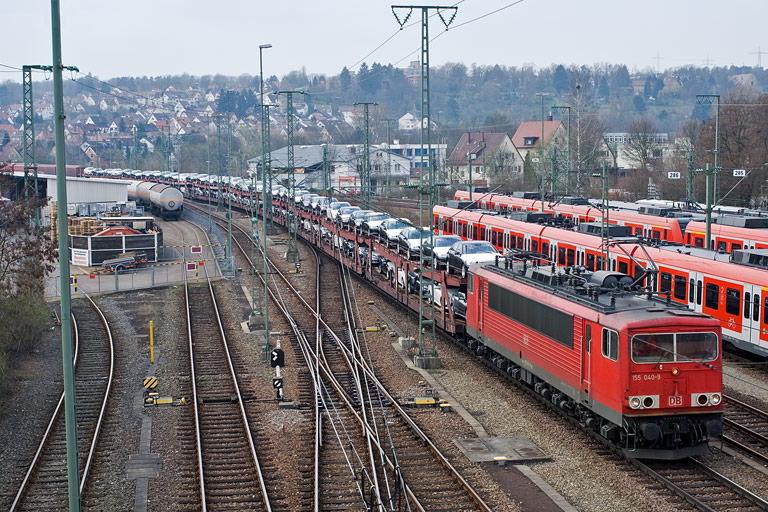 155 040 mit CSQ 60080 bei km 16,0 (April 2010)
