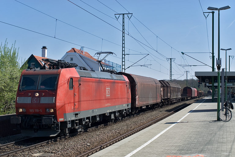 185 119 bei km 16,8 (April 2010)