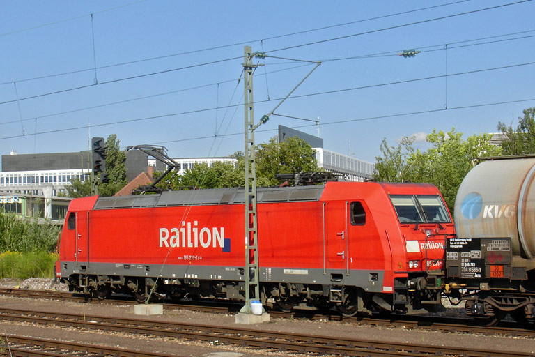 185 239 bei km 15,6 (Juli 2010)