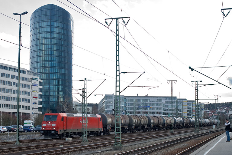 185 271 bei km 15,6 (April 2010)