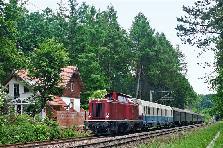 212 084 bei km 18,2 (Juni 2010)