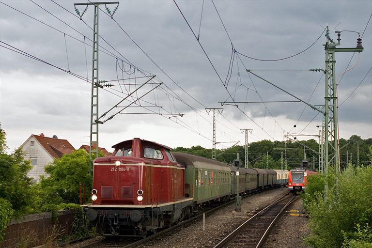212 084 bei km 16,8 (Juni 2010)