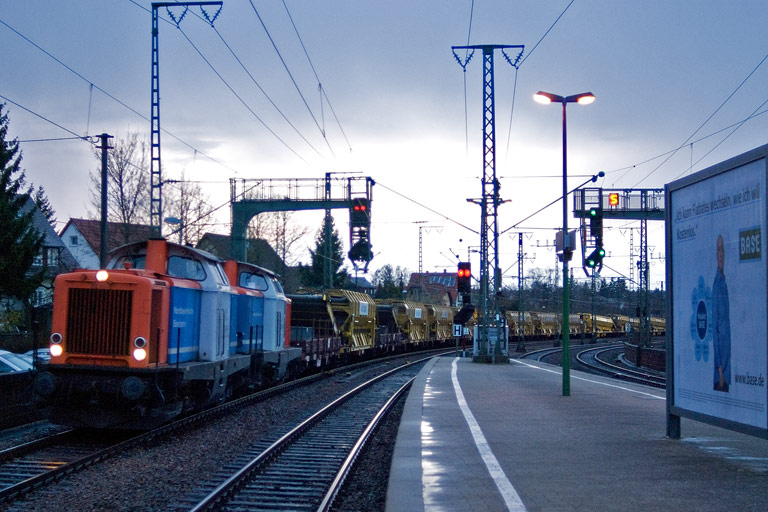 NbE ex-DB V100 mit DBV 20119 bei km 16,6 (April 2010)