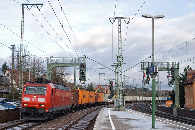 185 088 bei km 16,6 (Dezember 2011)