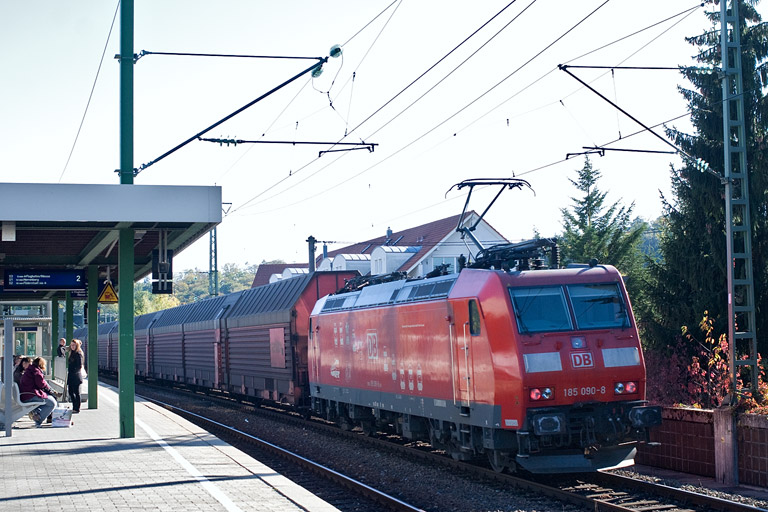 185 090 bei km 16,8 (Oktober 2011)