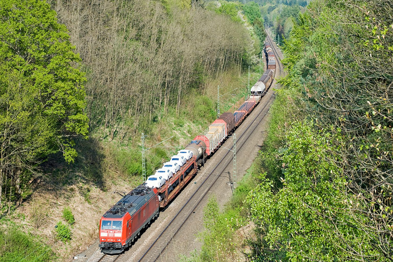 185 092 mit FE 44695 bei km 20,2 (April 2011)