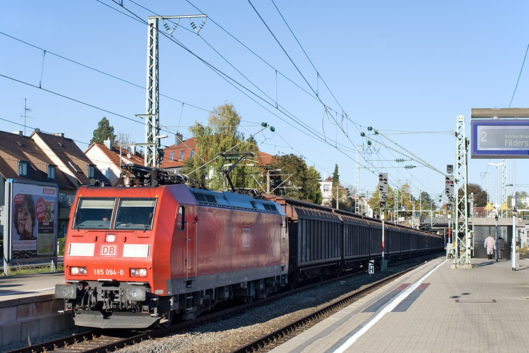 185 094 mit CS 49155 bei km 15,6 (Oktober 2011)