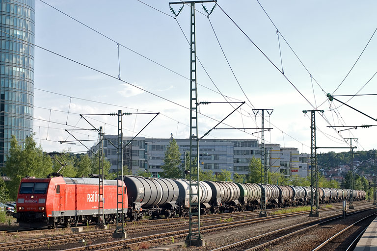 185 181 bei km 15,6 (Mai 2011)