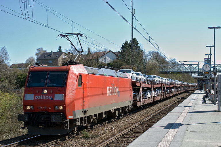 185 191 mit CFN 62706 bei km 14,2 (April 2011)