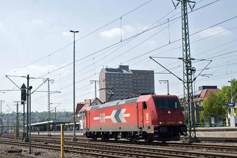 HGK 185 606 bei km 15,6 (April 2011)