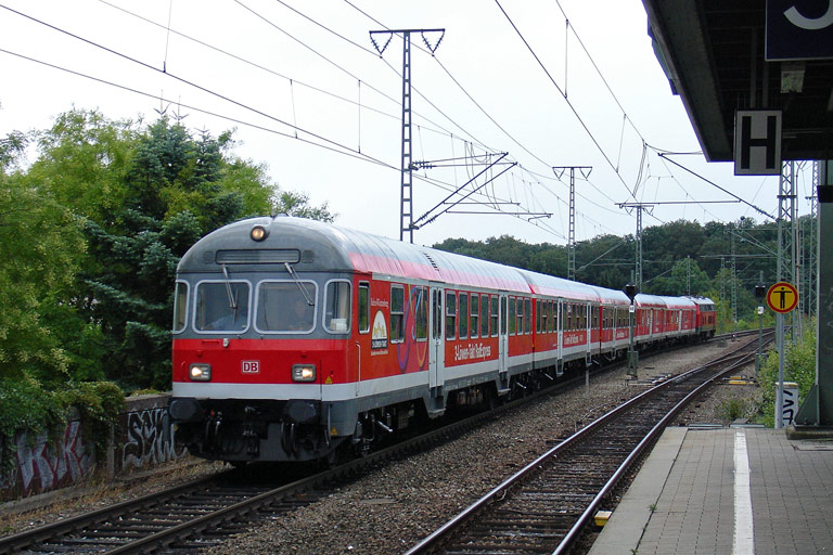 RE 10051 bei km 16,8 (Juli 2011)