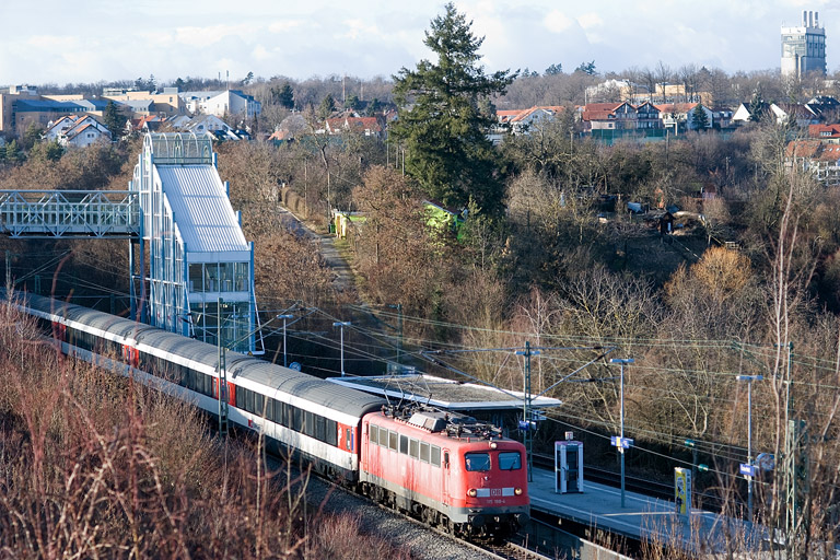115 198 mit IC 281 bei km 14,2 (Februar 2012)