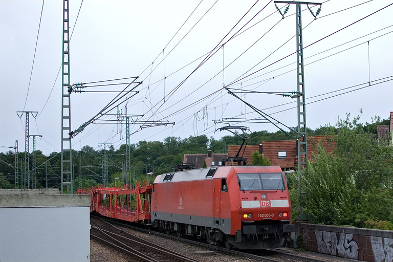 152 003 mit EK 56181 bei km 16,8 (Juli 2012)