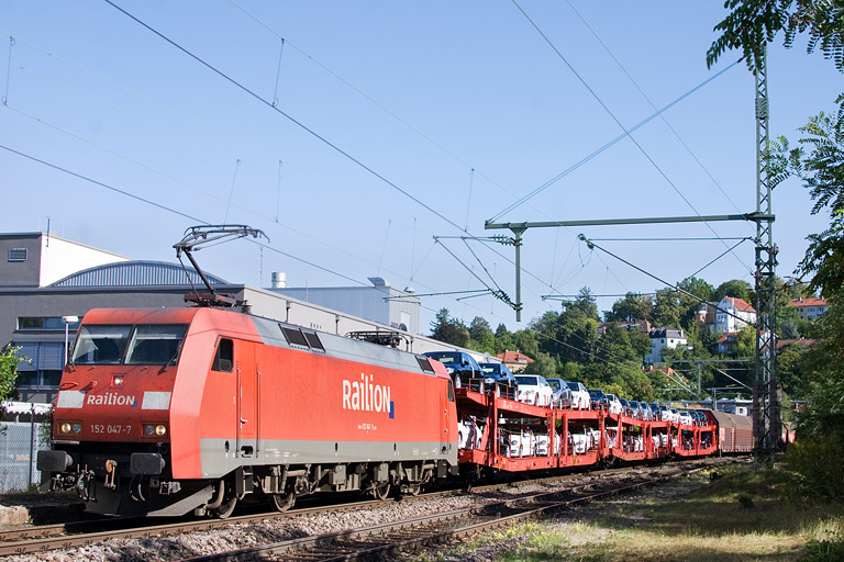 152 047 mit GA 60082 bei km 8,6 (September 2012)