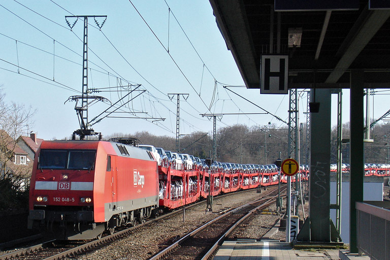 152 048 mit GA 60082 bei km 16,8 (M&auml;rz 2012)