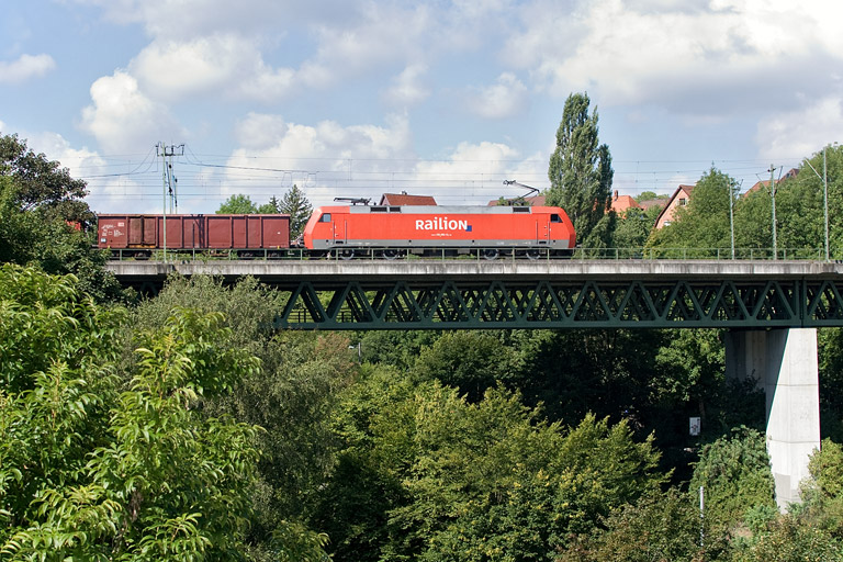 152 053 mit EK 56164 bei km 14,6 (August 2012)