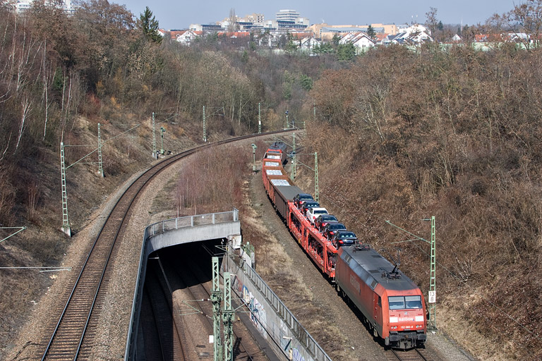 152 080 mit EK 56164 bei km 13,8 (M&auml;rz 2012)
