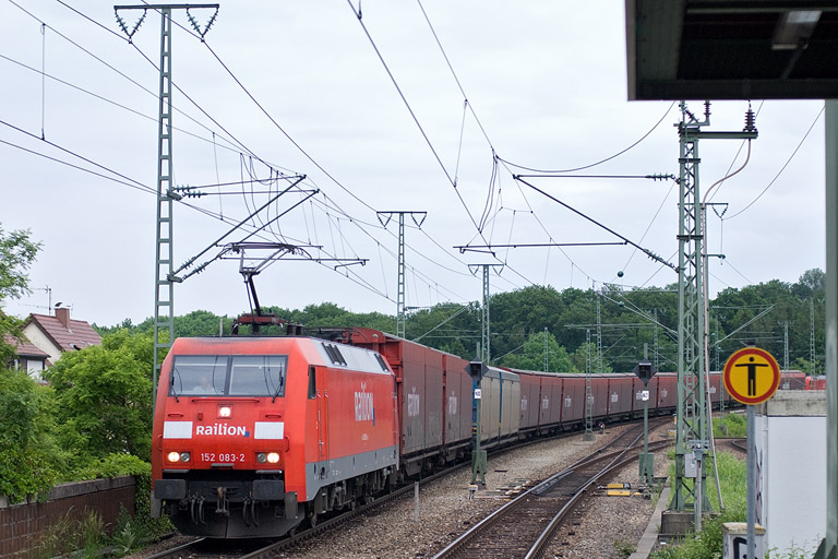 152 083 mit GA 60086 bei km 16,8 (Mai 2012)