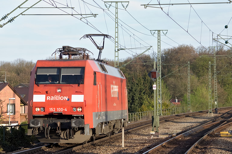 152 100 bei km 16,8 (April 2012)