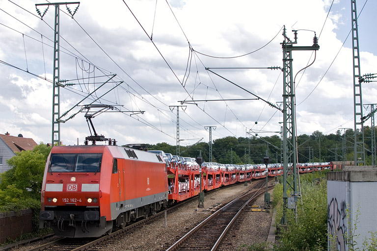 152 162 mit GA 60082 bei km 16,8 (August 2012)
