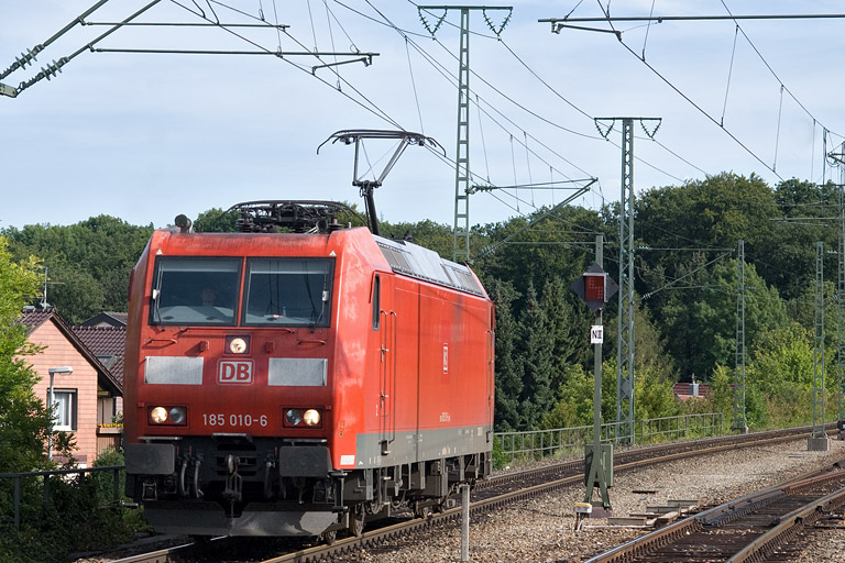185 010 bei km 16,8 (August 2012)