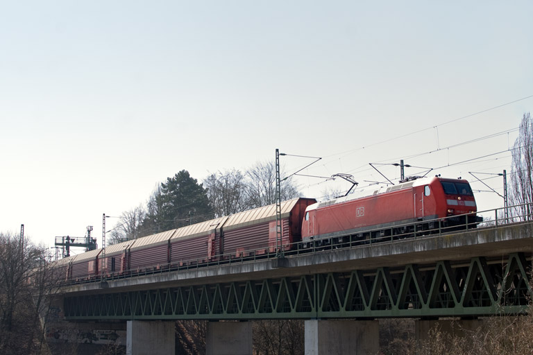 185 043 mit GA 60080 bei km 14,6 (M&auml;rz 2012)