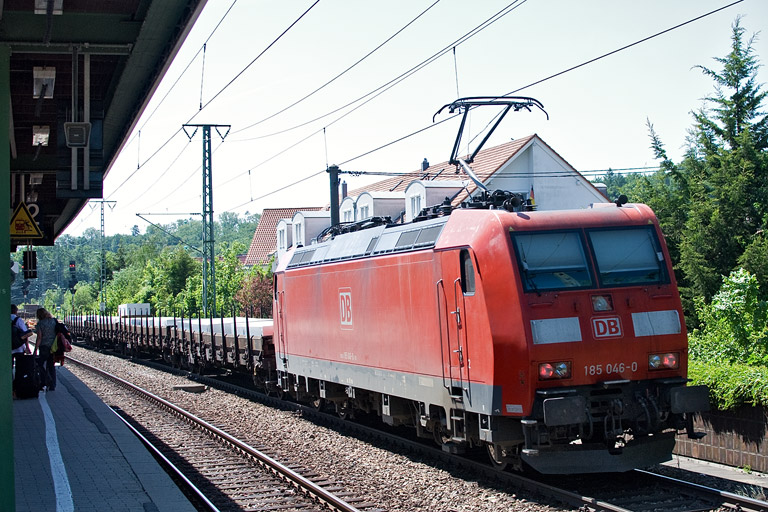 185 046 mit EK 50859 bei km 16,8 (Mai 2012)
