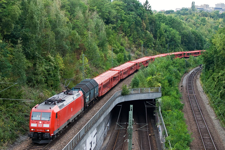 185 050 mit EK 56173 bei km 13,8 (September 2012)