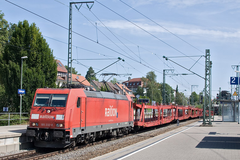 185 232 mit EK 56165 bei km 15,6 (August 2012)