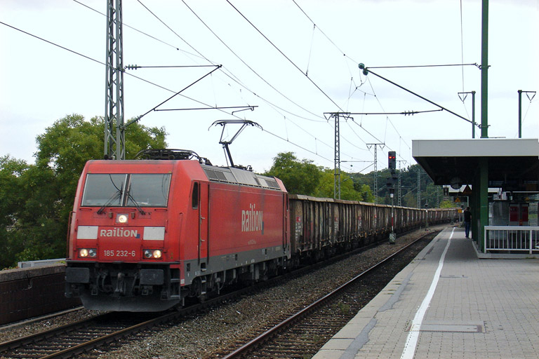185 232 mit GB 46336 bei km 16,8 (September 2012)
