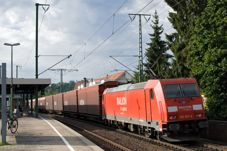 185 307 mit GA 60087 bei km 16,8 (Juli 2012)