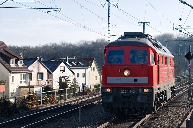 232 117 bei km 16,8 (Januar 2012)