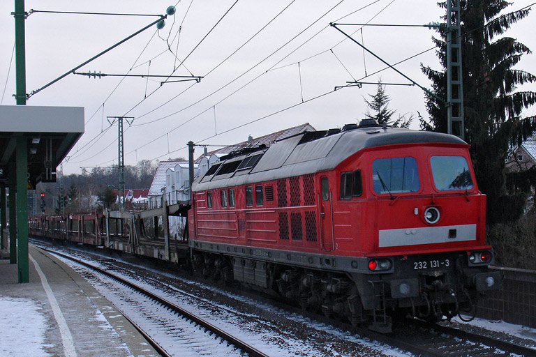 232 131 mit EK 56167 bei km 16,8 (Februar 2012)