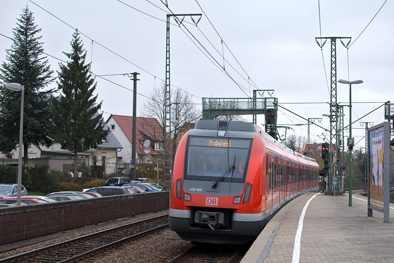 430 009 bei km 16,8 (November 2012)