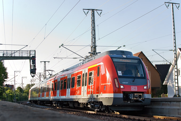 430 017 in Stuttgart-Rohr (August 2012)
