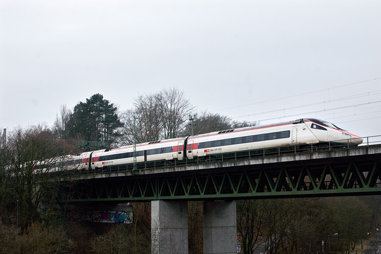 ETR 610 007 als ST 91443 bei km 14,6 (Dezember 2012)