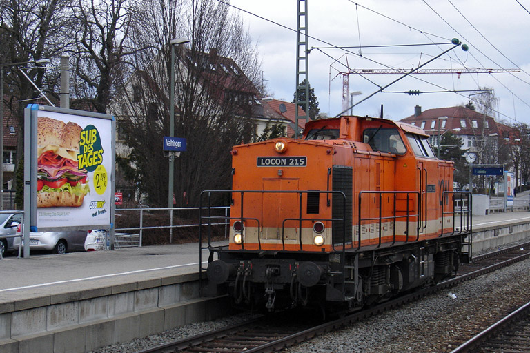 Locon 215 (ex-DR 202 804) bei km 15,6 (M&auml;rz 2012)