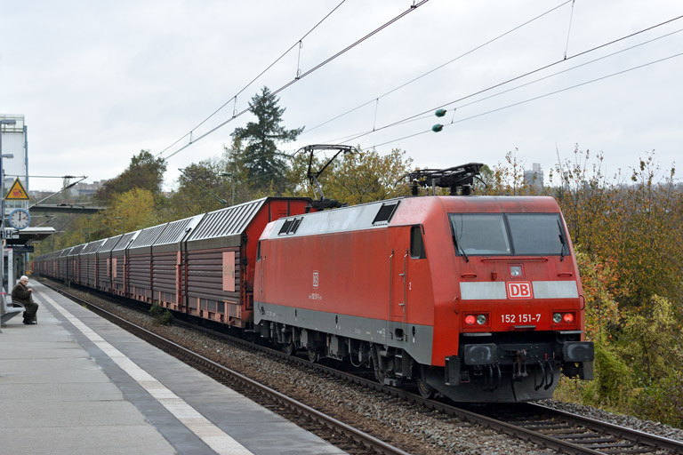 152 151 mit GA 62536 bei km 14,2 (November 2013)