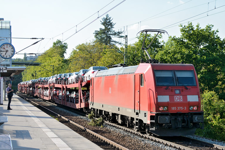 185 375 mit GA 47528 bei km 14,2 (Juni 2013)