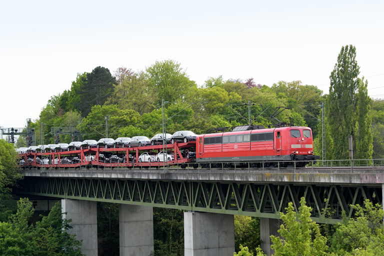 151 073 mit GA 47528 bei km 14,6 (April 2014)