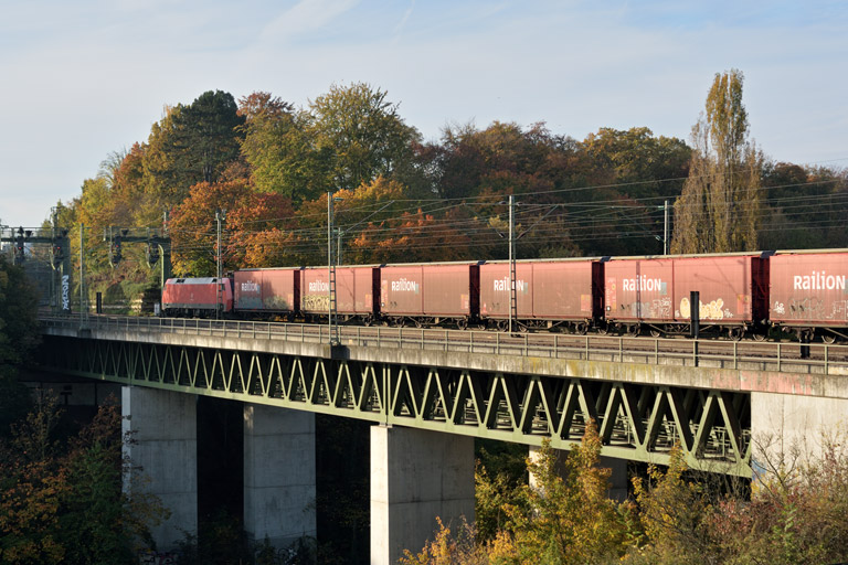152 026 mit GA 52933 bei km 14,6 (November 2014)