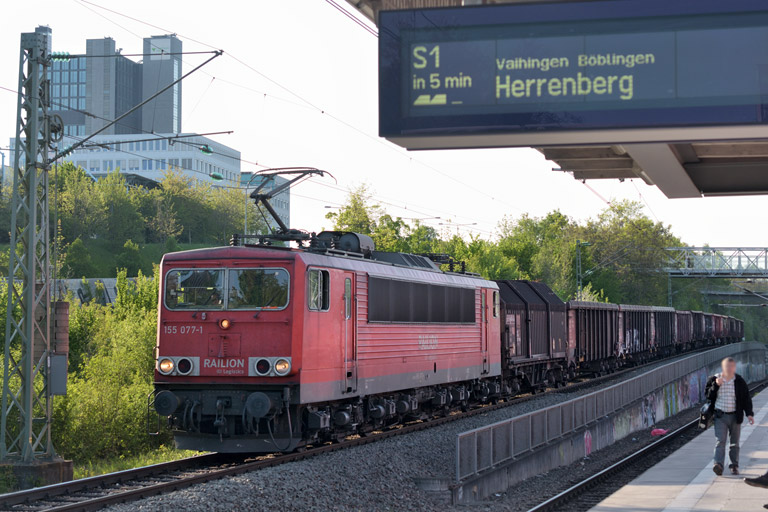 155 077 mit EK 56173 bei km 14,2 (April 2014)