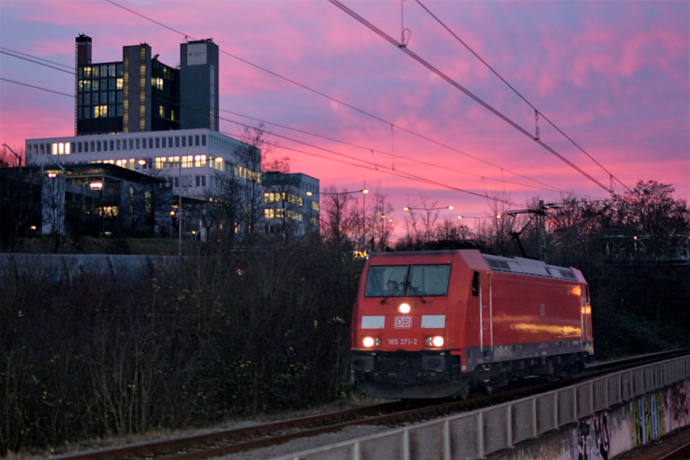 185 371 bei km 14,2 (Dezember 2014)
