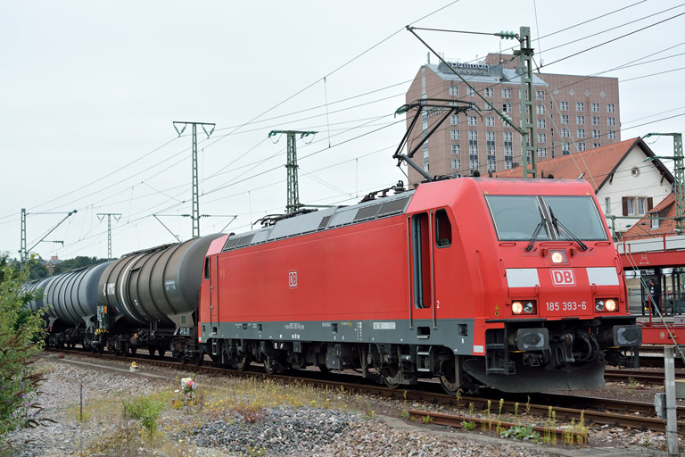 185 393 mit GC 62404 bei km 15,6 (August 2014)