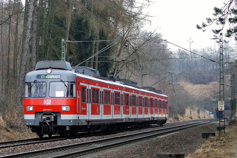 420 400 bei Stuttgart-Rohr (Januar 2014)