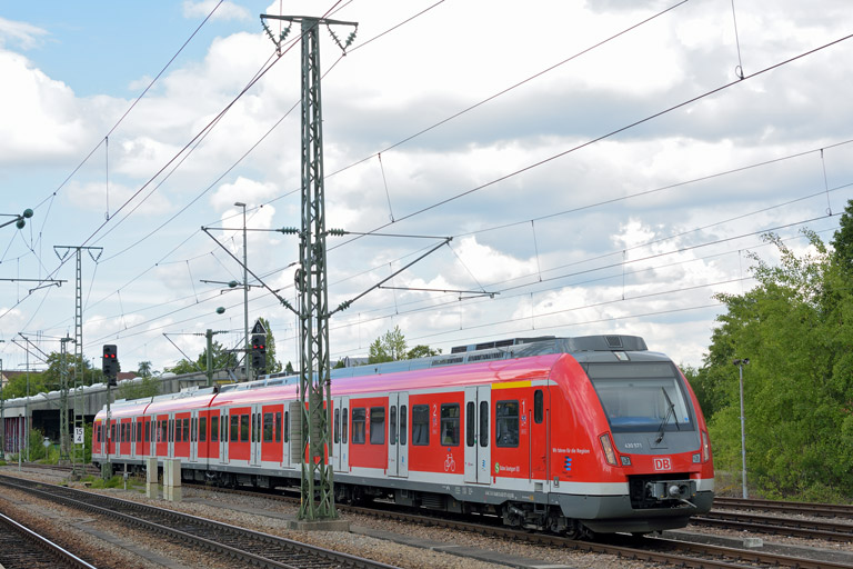 430 571 bei km 15,4 (Juli 2014)
