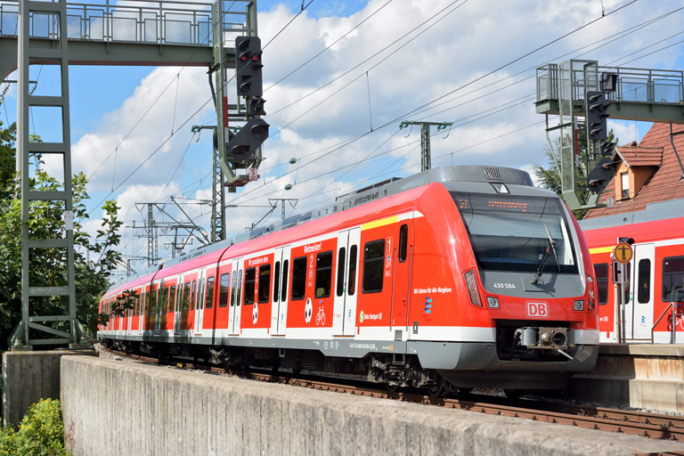 430 584 in Stuttgart-Rohr (Juli 2014)