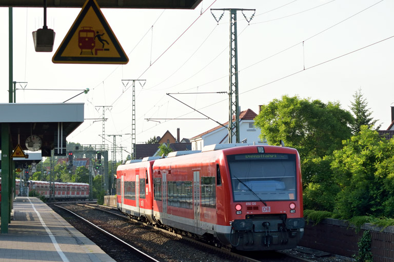 650 120 als Lt 22280 bei km 16,8 (Juni 2014)